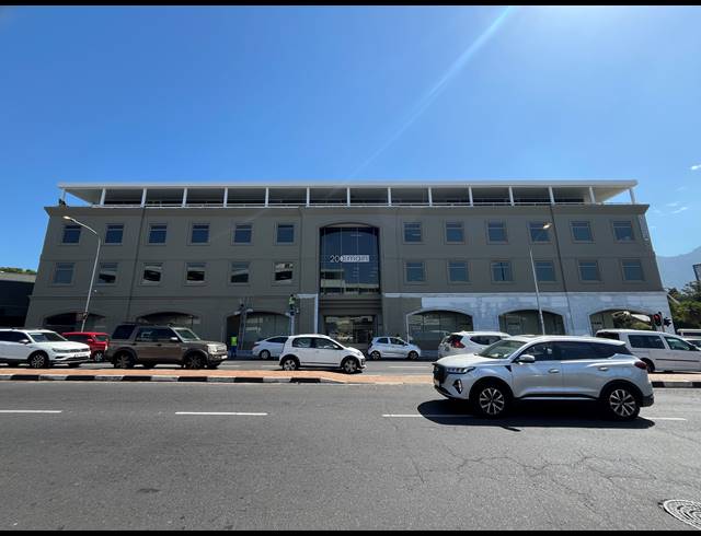 309M² OFFICE TO LET IN CLAREMONT